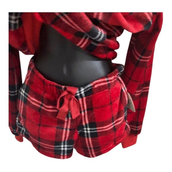 Red plaid 2piece velour hoodie and shorts set size small brand new - Picture 8 of 13